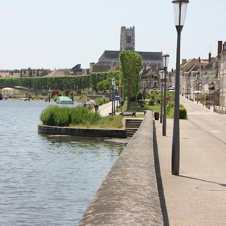 Maisonnette Au 15 Auxerre Kültér fotó