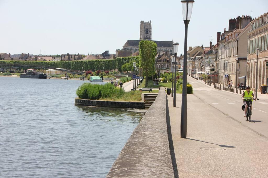 Maisonnette Au 15 Auxerre Kültér fotó