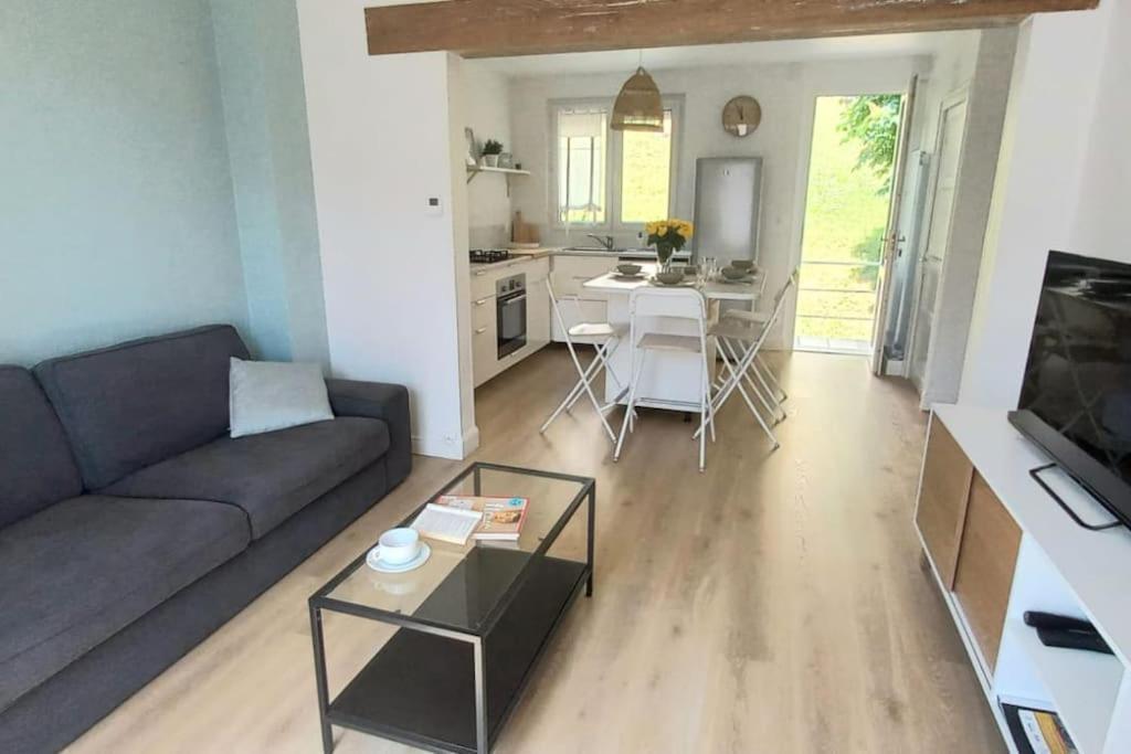 Maisonnette Au 15 Auxerre Kültér fotó